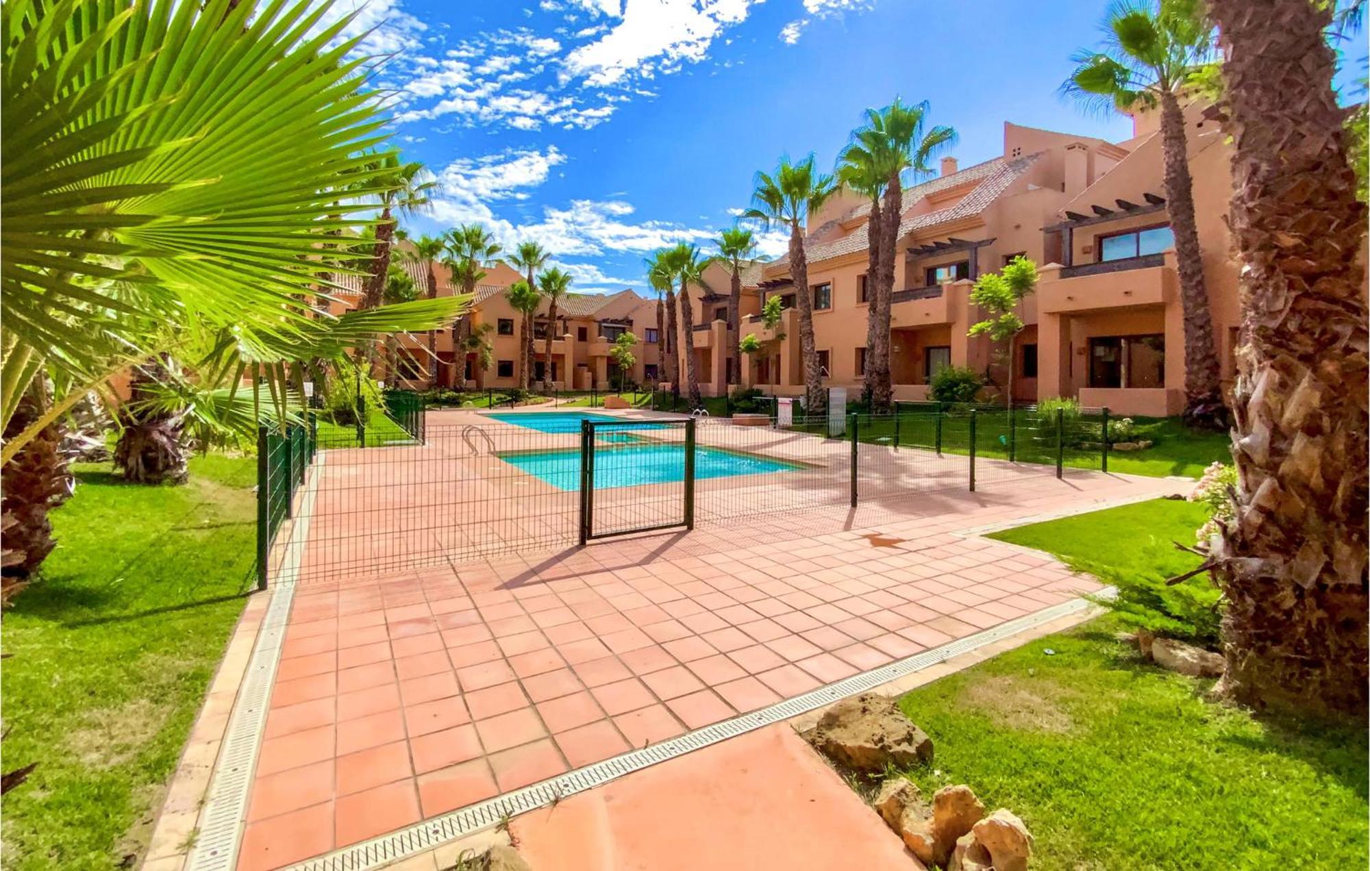 Lovely Apartment In Los Alcazares With Kitchen Eksteriør bilde