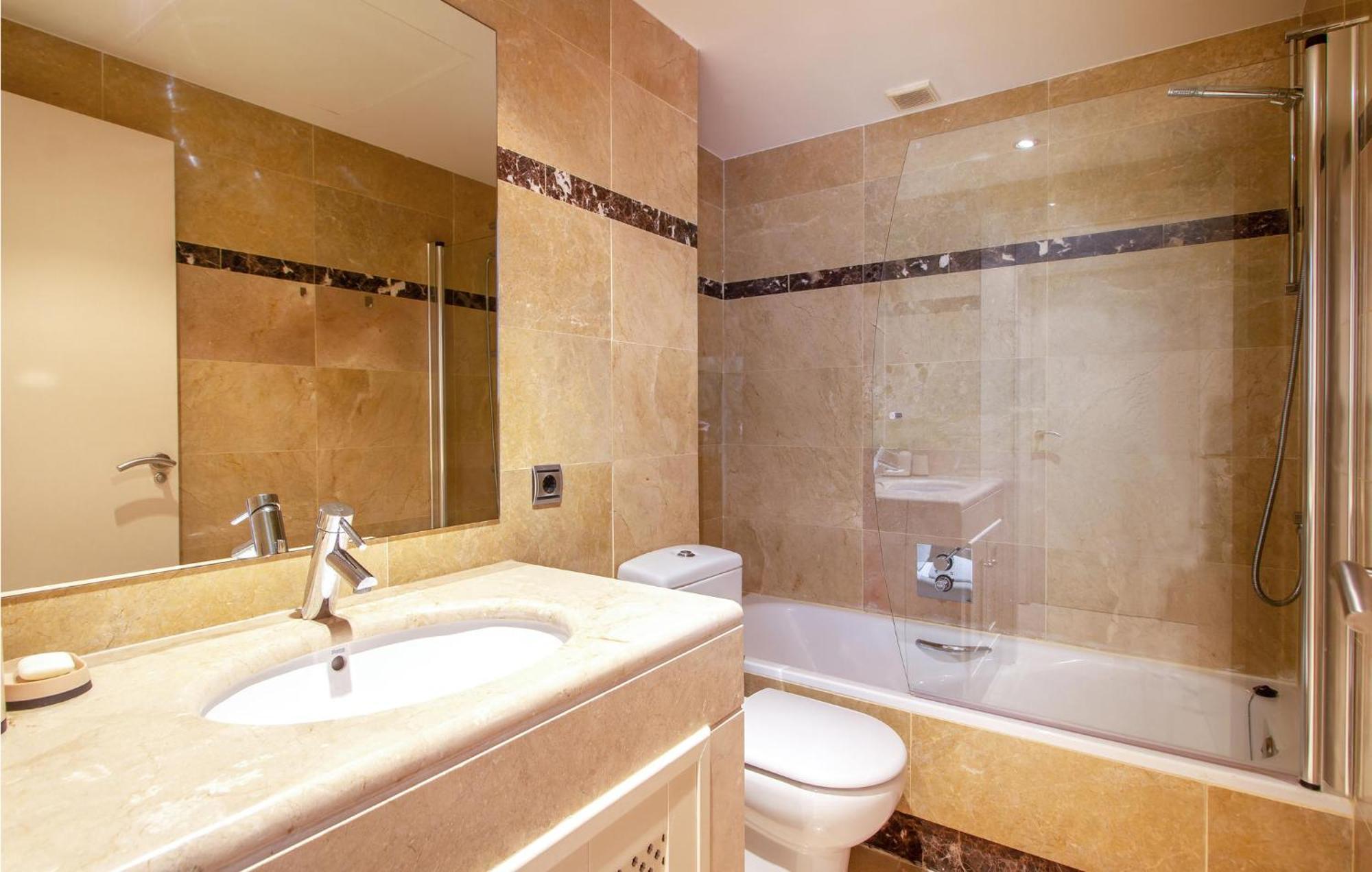 Lovely Apartment In Los Alcazares With Kitchen Eksteriør bilde