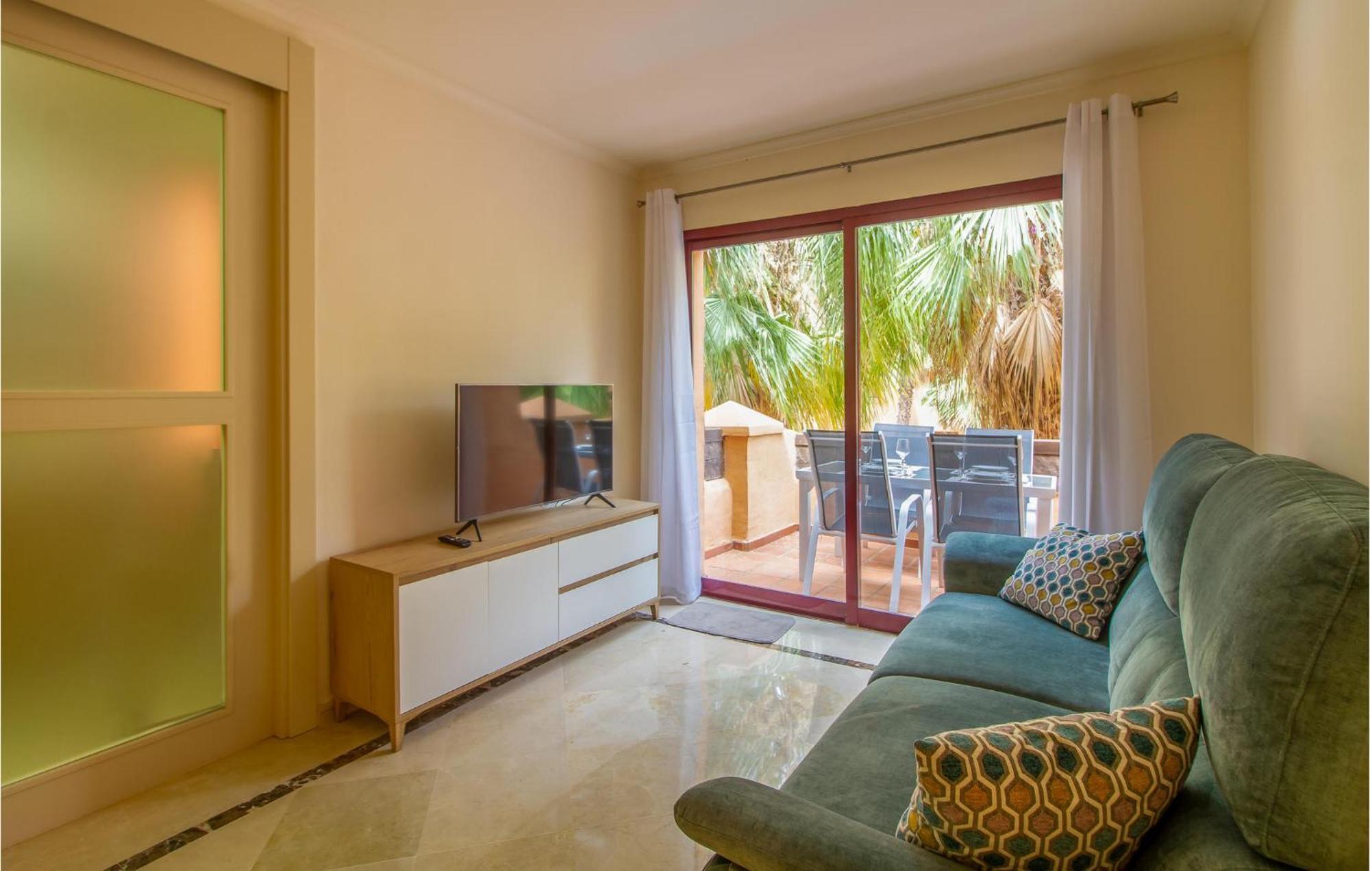 Lovely Apartment In Los Alcazares With Kitchen Eksteriør bilde